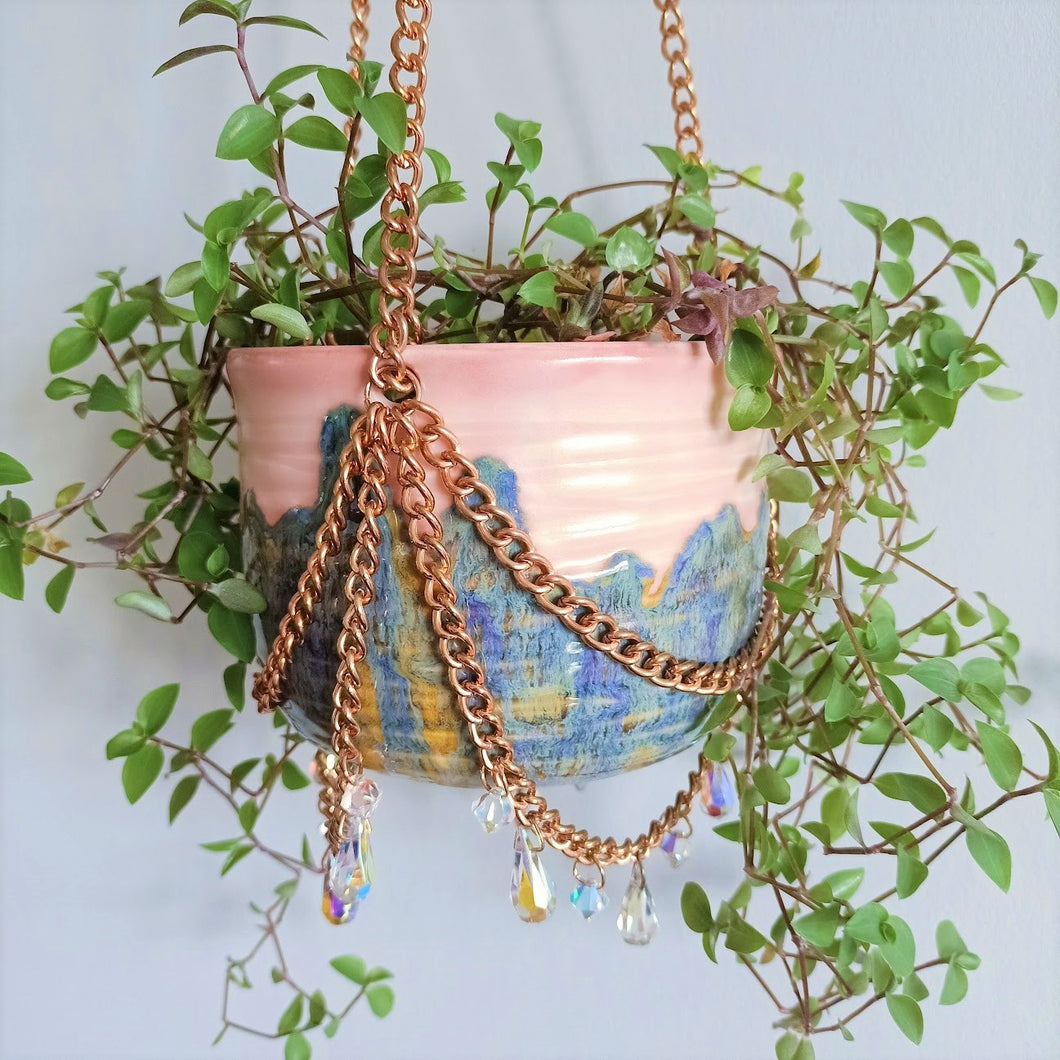 Hanging Chain & Crystal Pot - Russet River